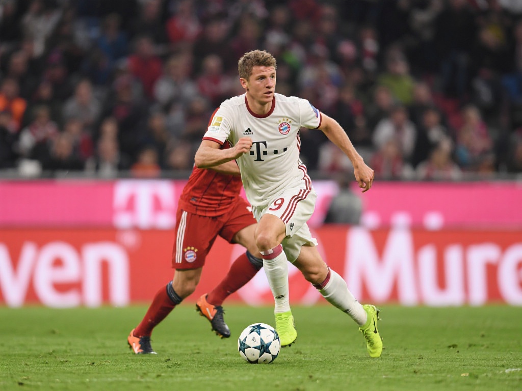 显高于C罗 显高于C罗